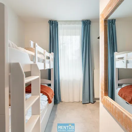 Pareloester - For 6 People Within Walking Distance Of The Lejlighed Middelkerke